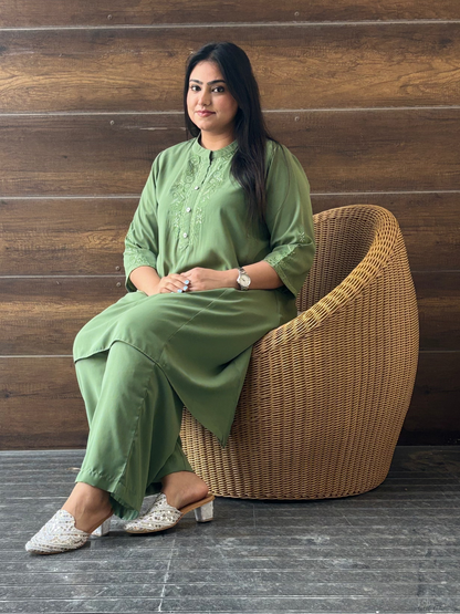 Pastel Green Co-ord with Threak Work