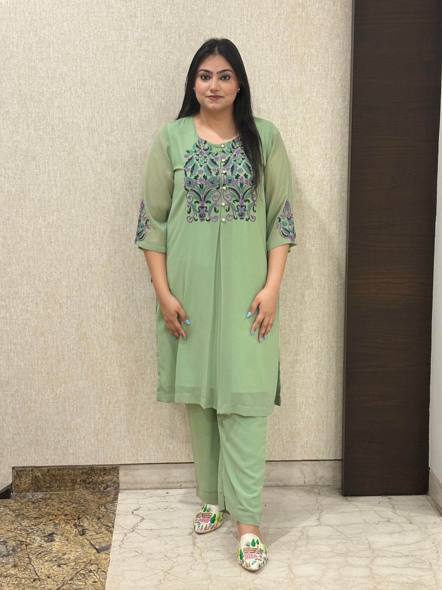 Pastel Green Co-ord with Thread work