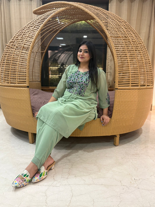 Pastel Green Co-ord with Thread work