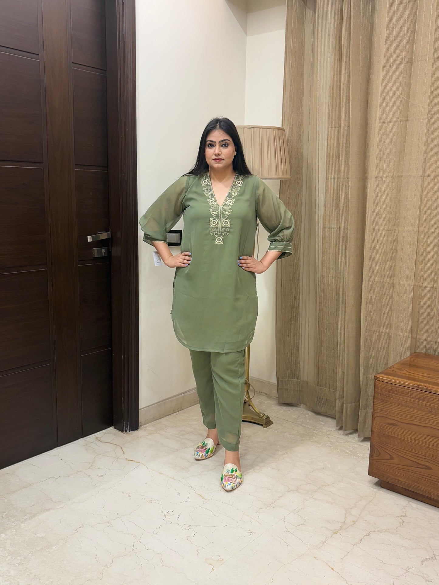 Pastel Green Co-ord with Thread Work