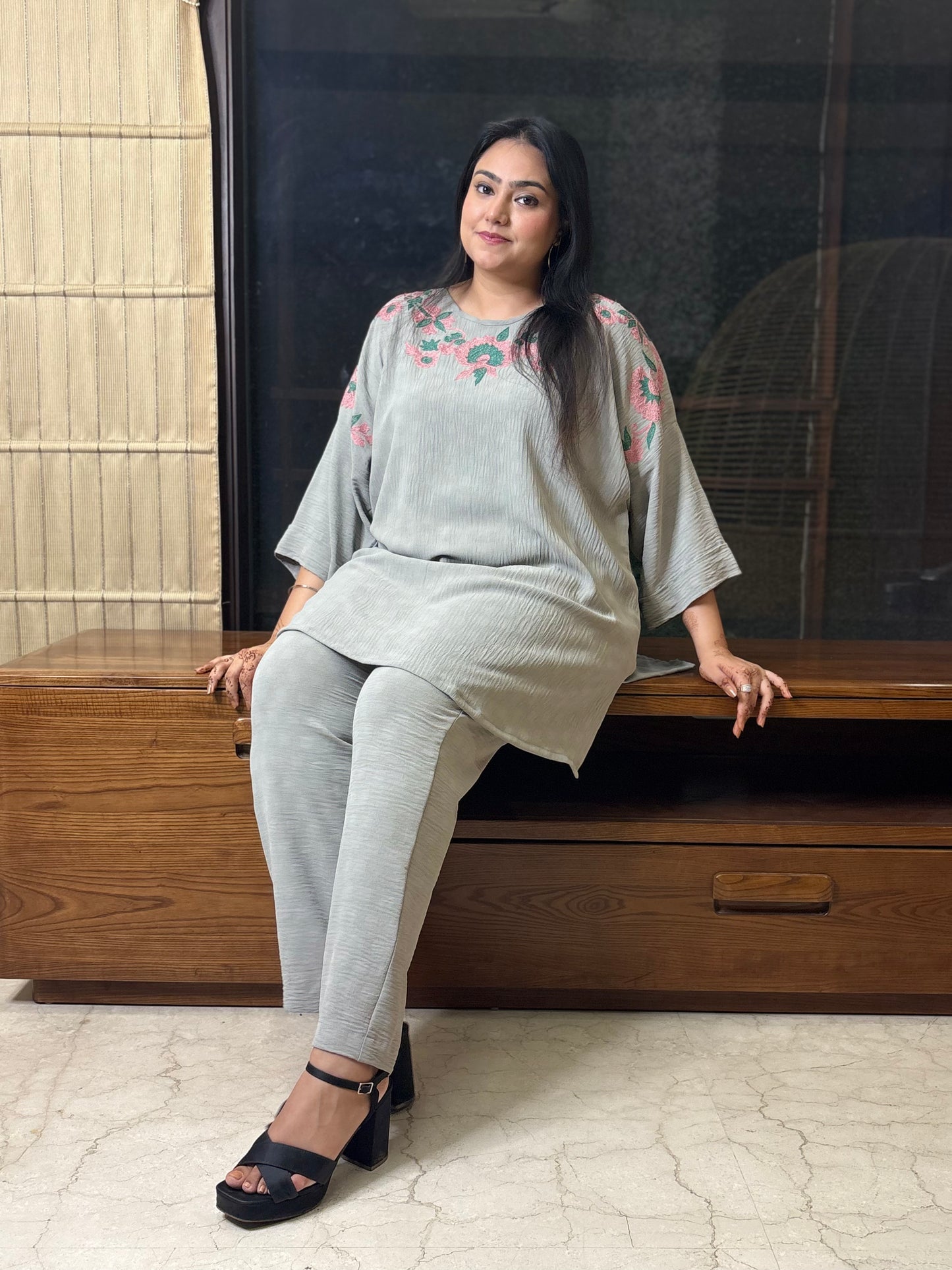 Grey Co-ord Set with Thread Work